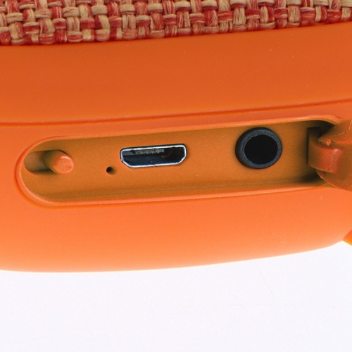 Parlante XTECH XTS-600 Bluetooth, microfono incorporado,Ultracompacto, color naranja, Nuevo, garantia 1 año