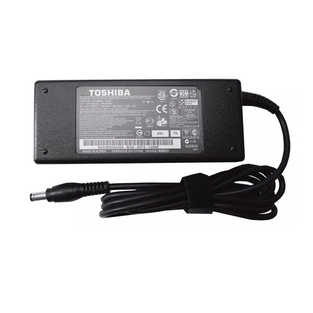 Cargador Laptop TOSHIBA / ASUS 19V/4.74A/90W/5.5*2.5mm Plug Negro