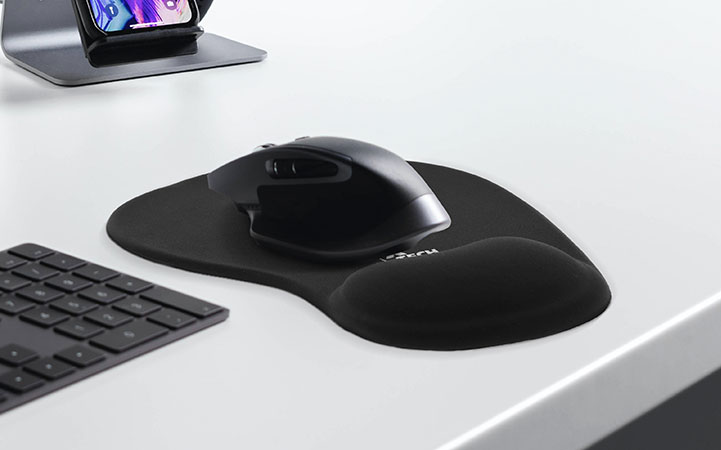 Mouse Pad Xtech con almohadilla Gelicable XTA-526