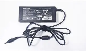 Cargador Laptop TOSHIBA / ASUS 19V/4.74A/90W/5.5*2.5mm Plug Negro